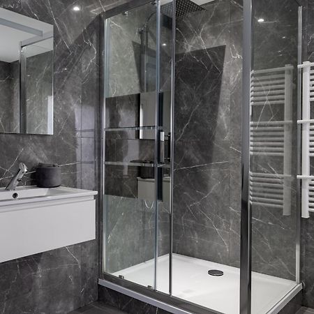 Suite Avec Jacuzzi & Terrasse Савигны-Ле-Темпле Экстерьер фото
